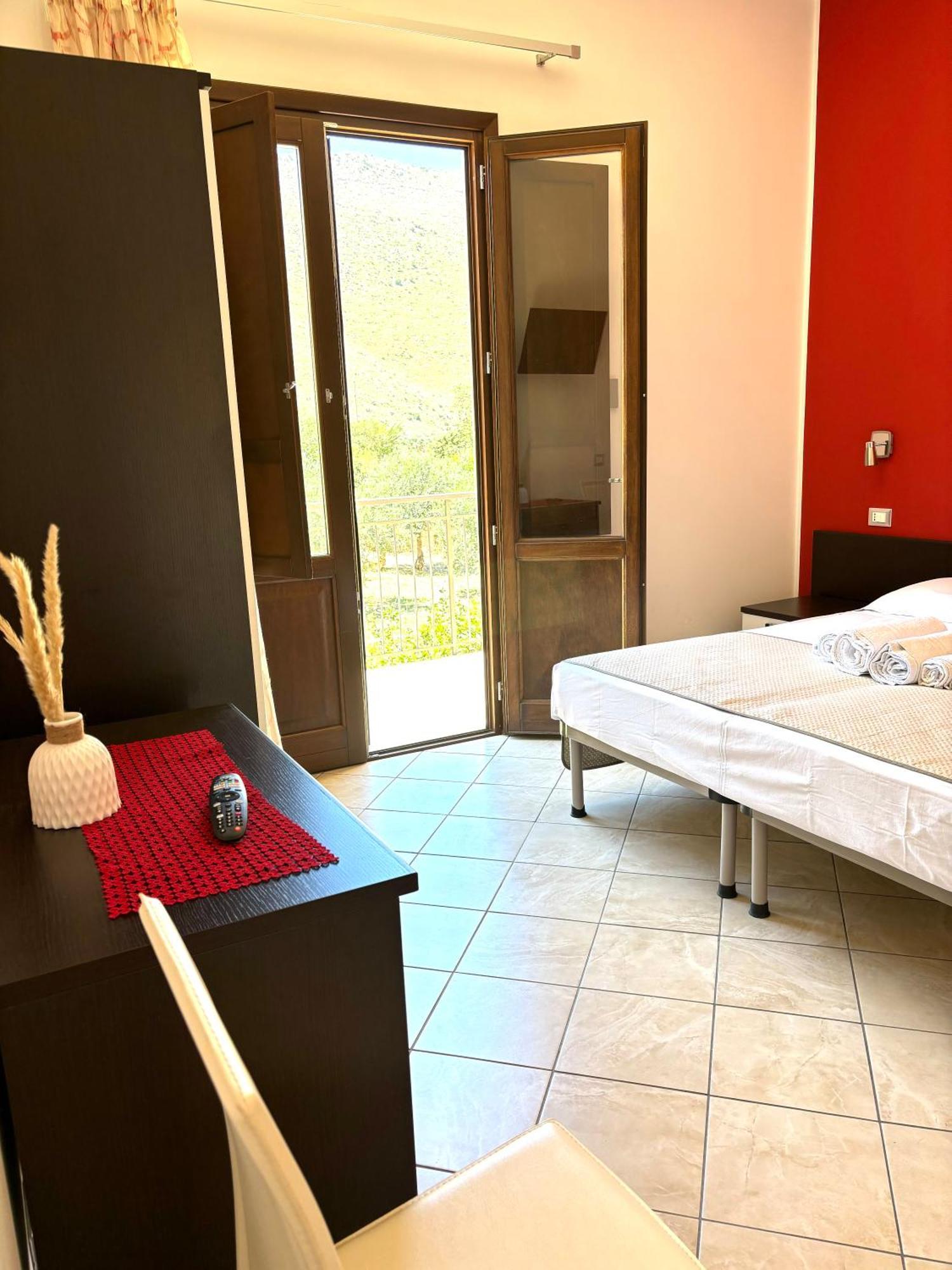 Bed And Breakfast Turi Castelluzzo Zewnętrze zdjęcie