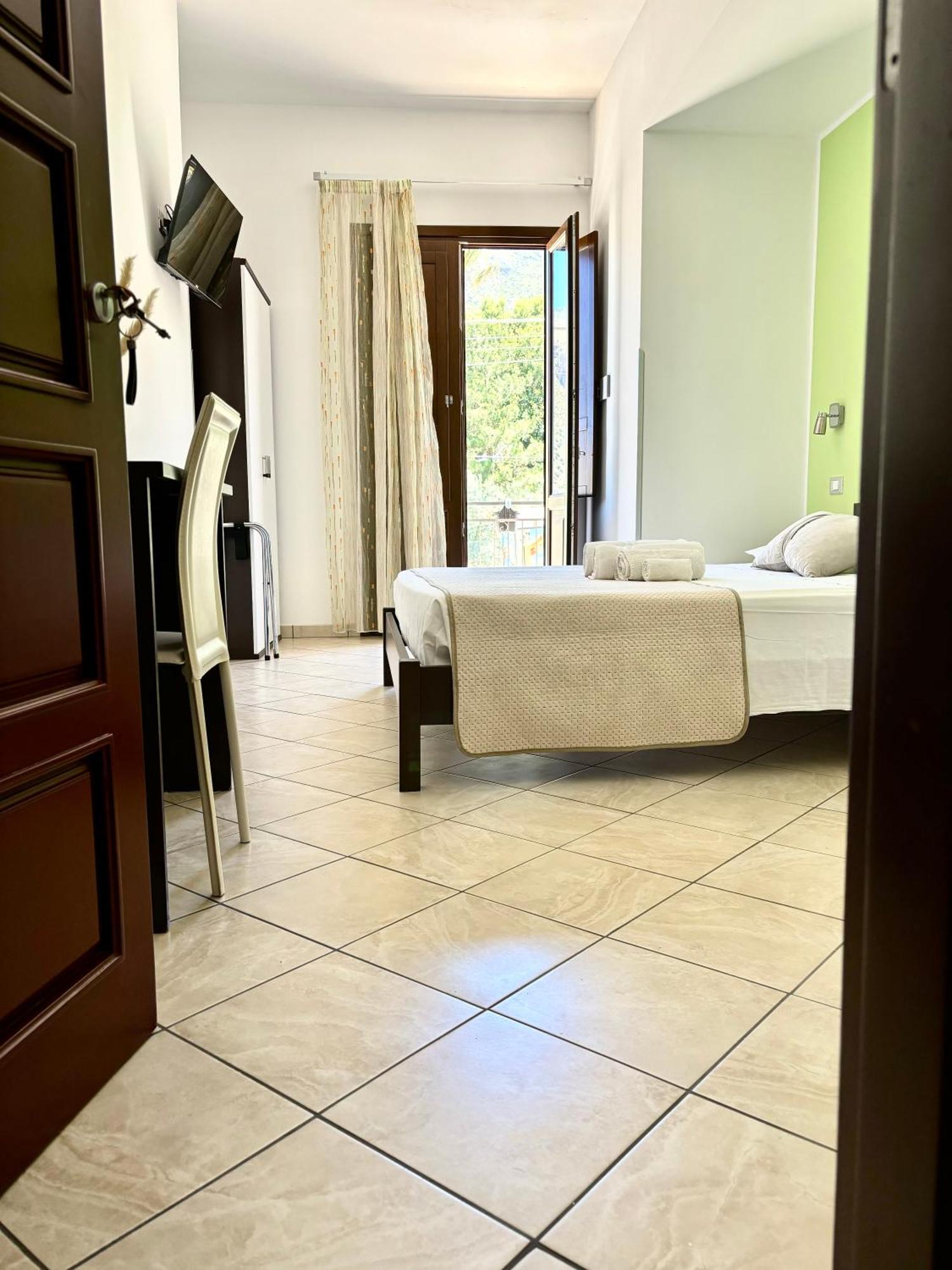 Bed And Breakfast Turi Castelluzzo Zewnętrze zdjęcie